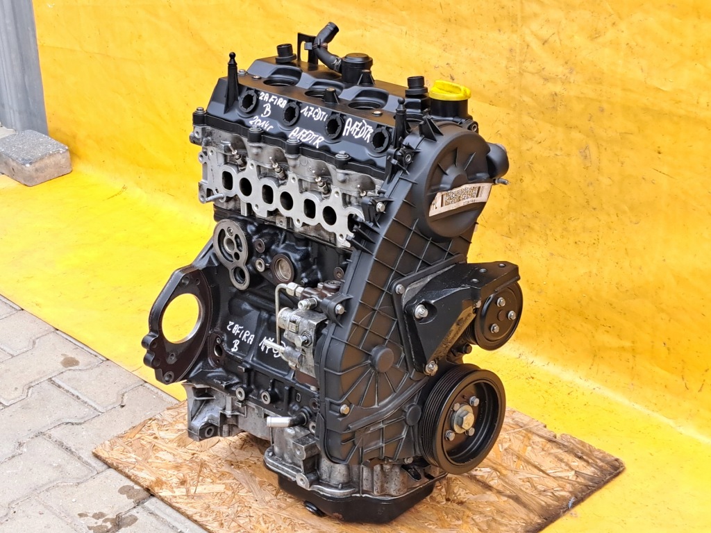 Moteur A 17 DTR — vue 3