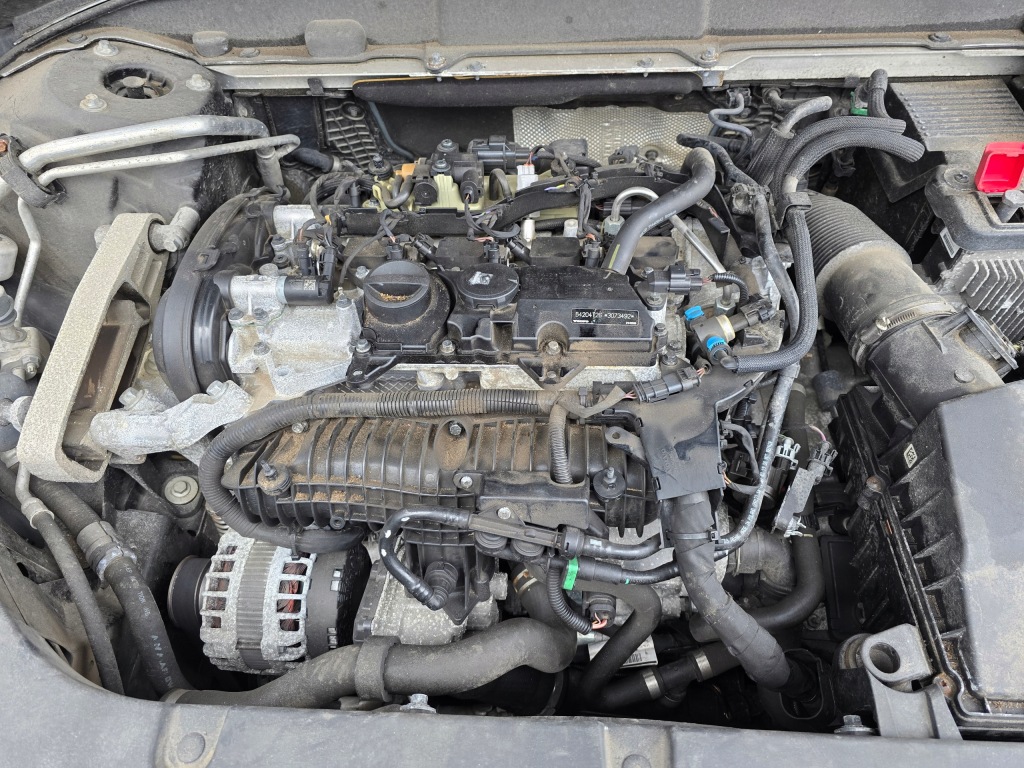 Moteur B 4204 T26 — vue 1
