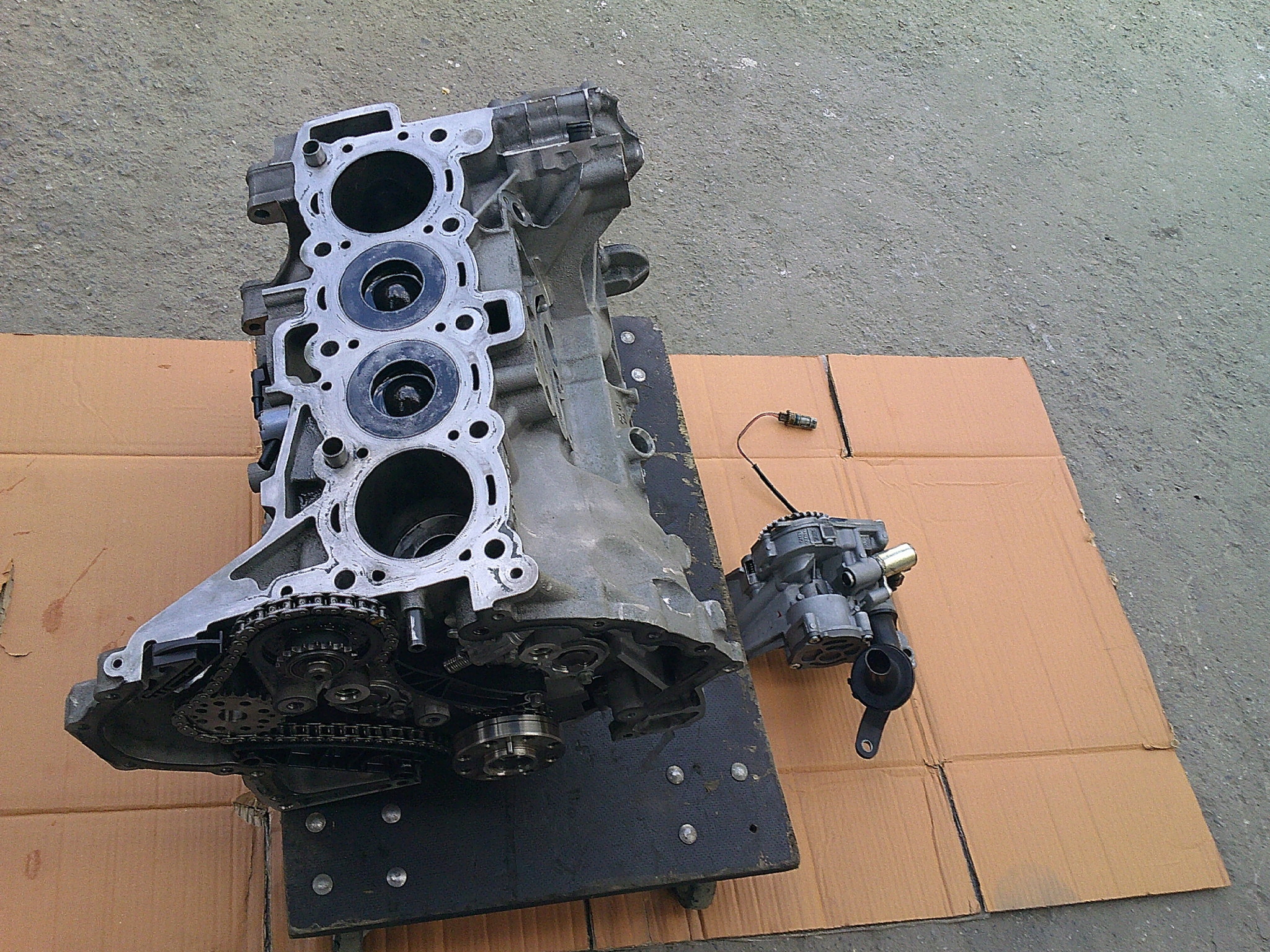 Moteur 204DTY - Image 1