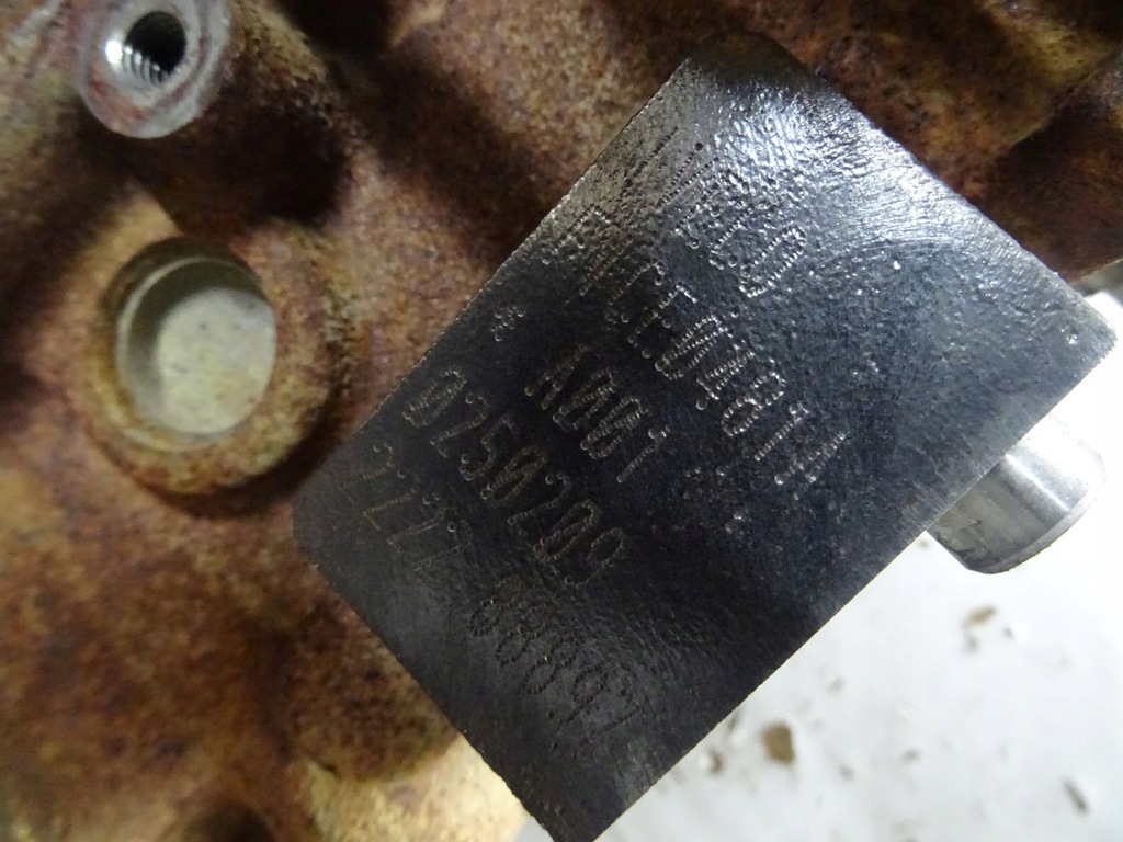Moteur F1CE0481A - Image 4