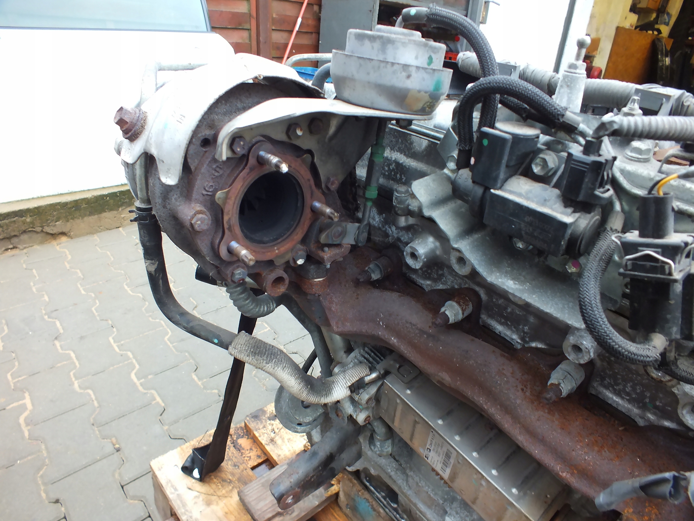 Moteur 2AD-FHV — vue 5