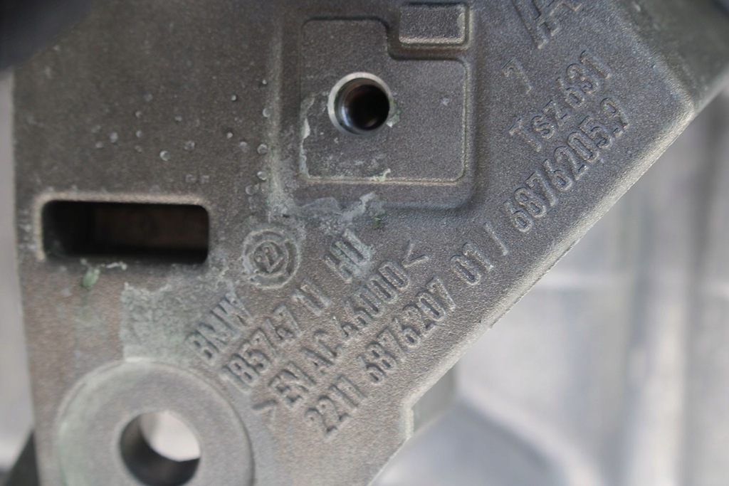 Moteur B48 B20 B — vue 8