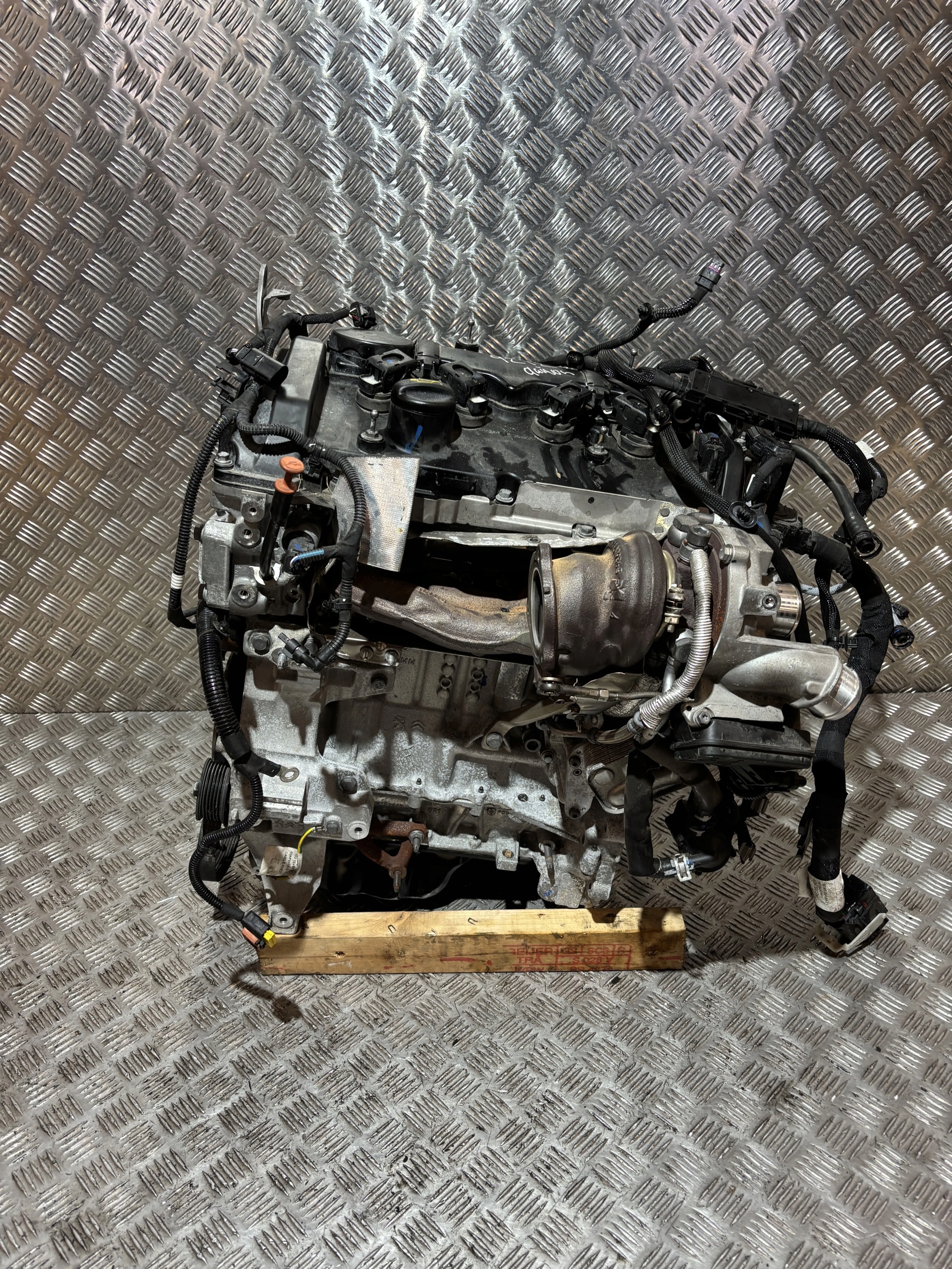 Moteur 5GB (EP6FADTXHP) — vue 1