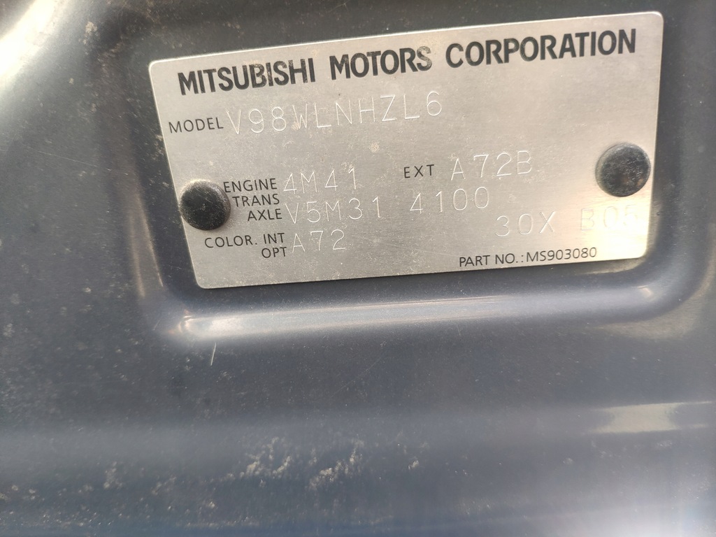 Moteur 4M41 — vue 2