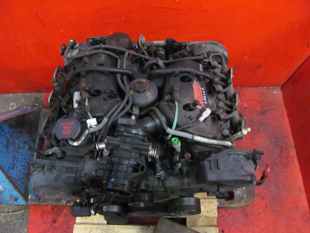 Moteur 7B(AJTDV6) — vue 1