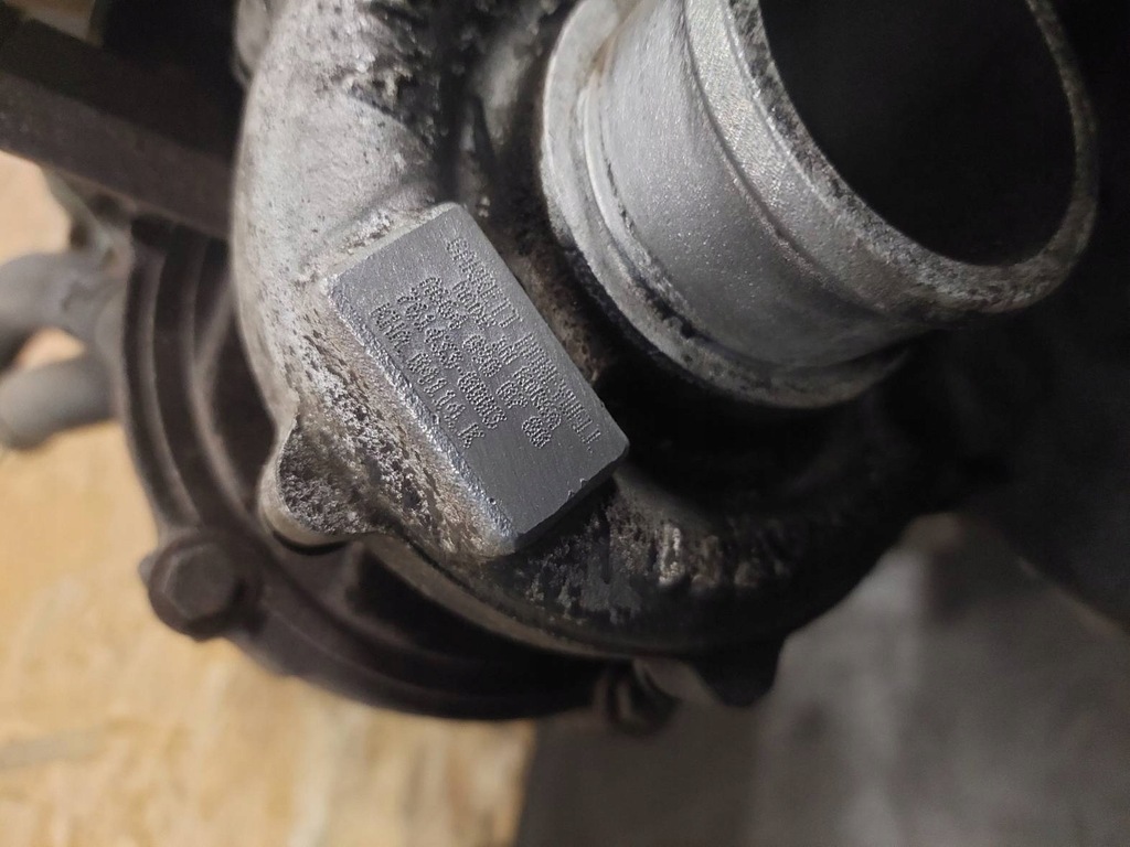 Moteur D20DT — vue 4