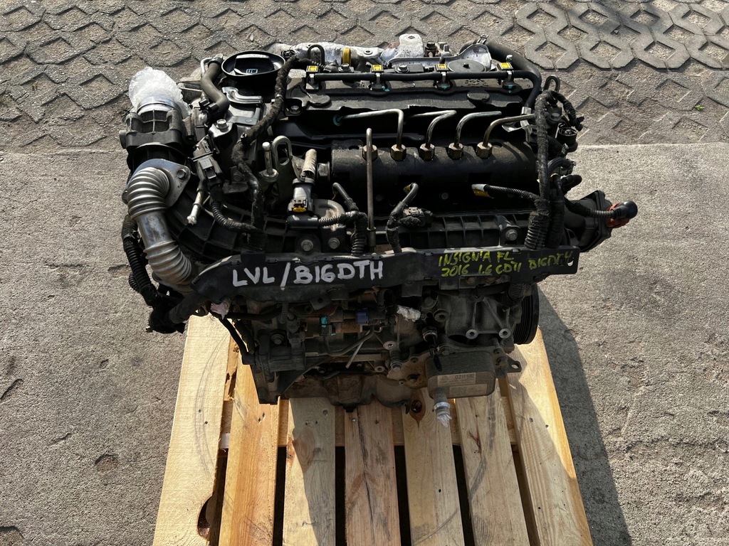 Moteur B 16 DTH — vue 1