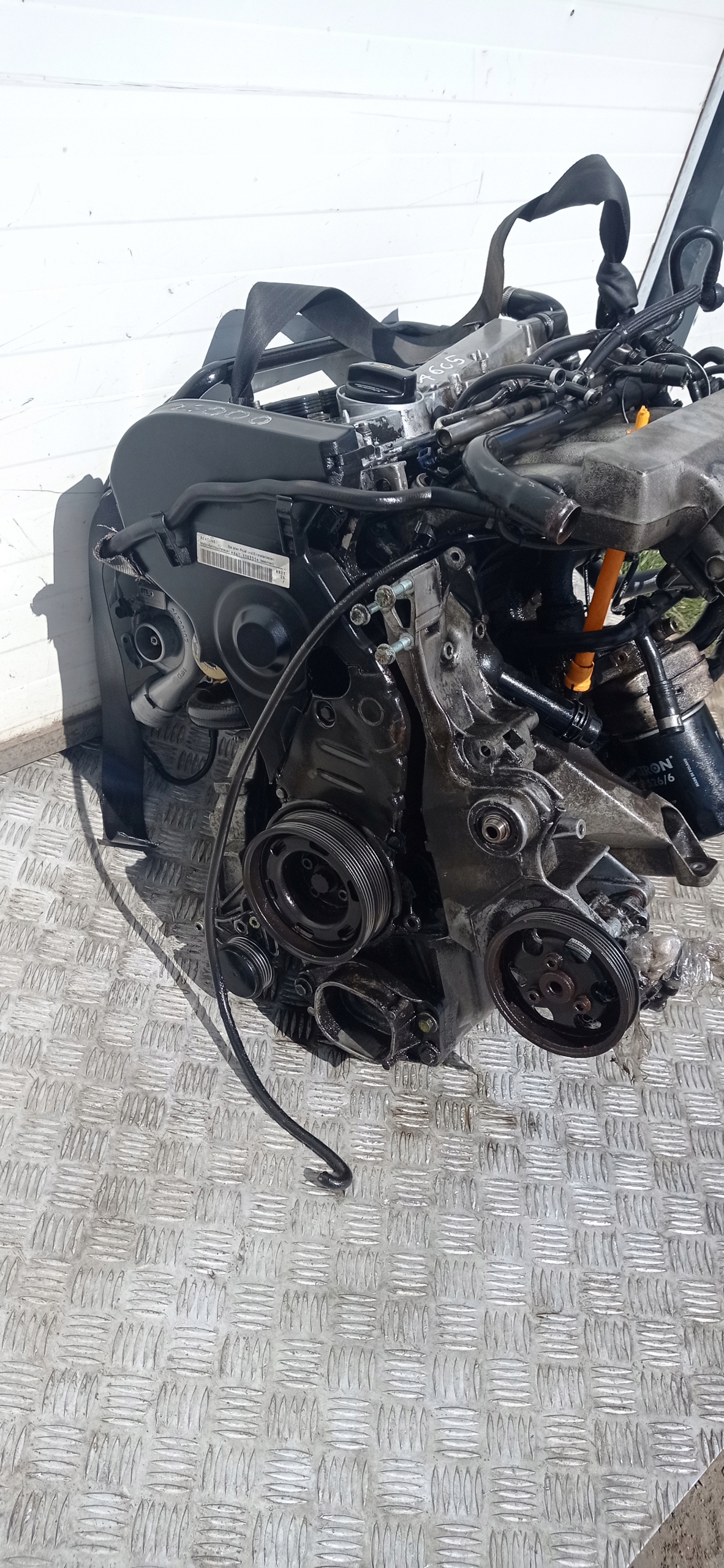 Moteur AEB — vue 3