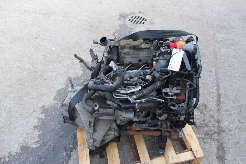 Moteur 9HC (DV6C) — vue 1