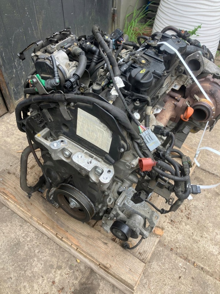 Moteur 9HC (DV6C) — vue 3