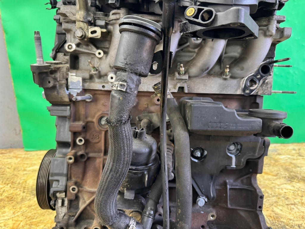 Moteur D 4204 T — vue 6
