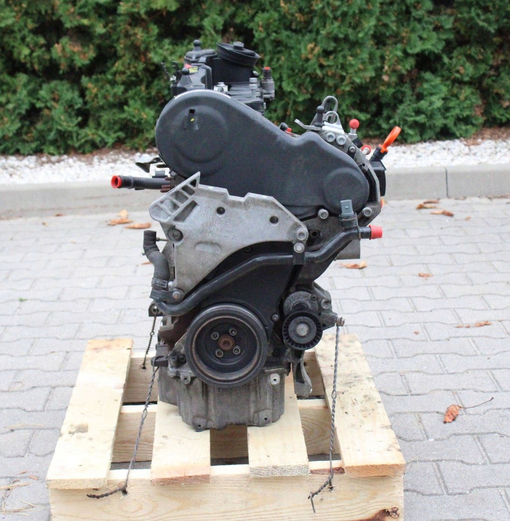 Moteur CAYB — vue 1
