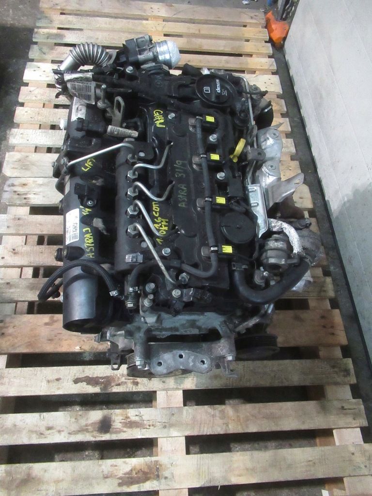 Moteur B 16 DTH — vue 2