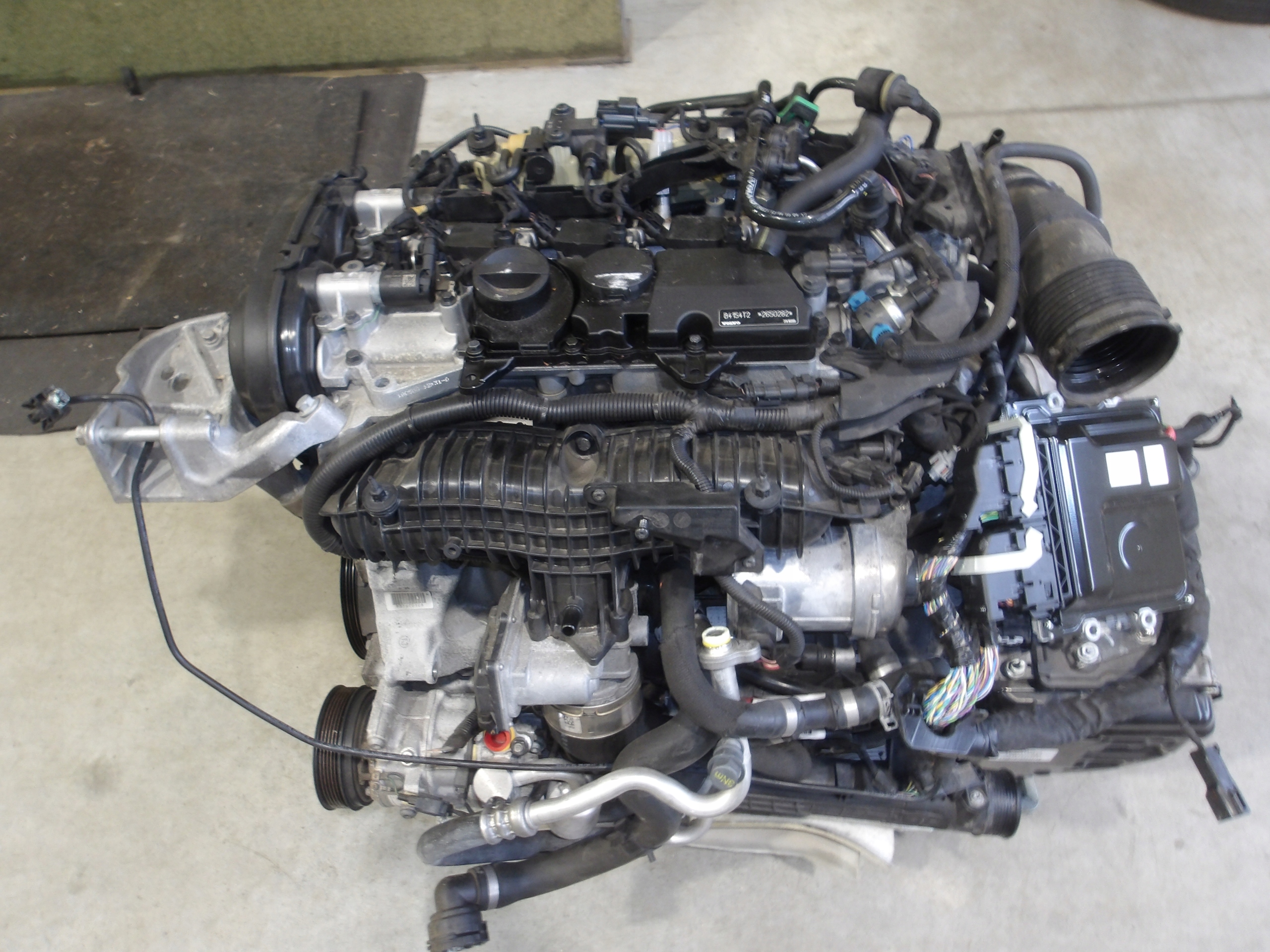 Moteur B 4154 T2 — vue 1