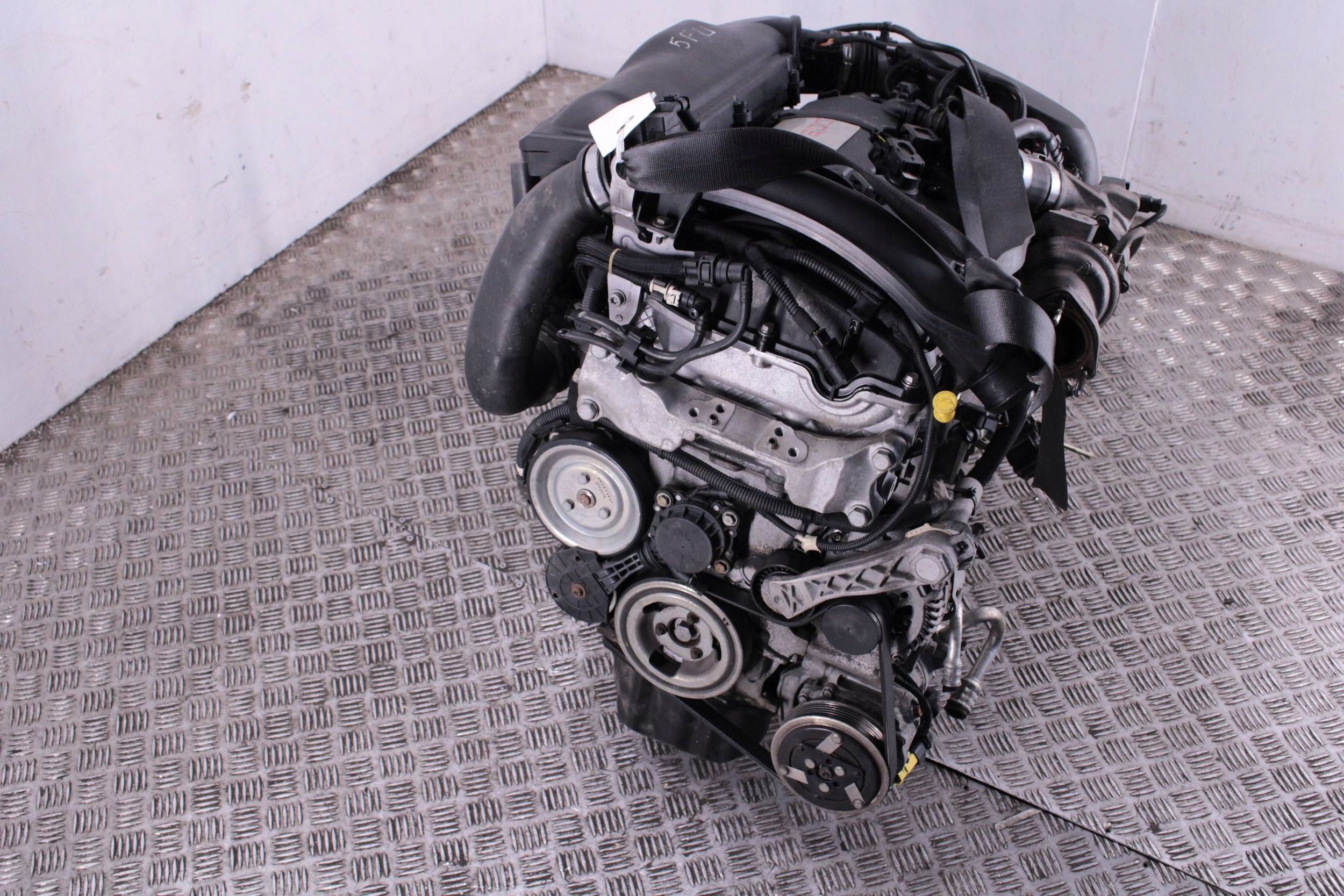 Moteur 5FU (EP6CDTX) — vue 1