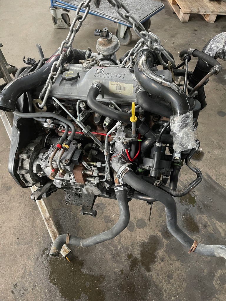 Moteur C9DC — vue 1
