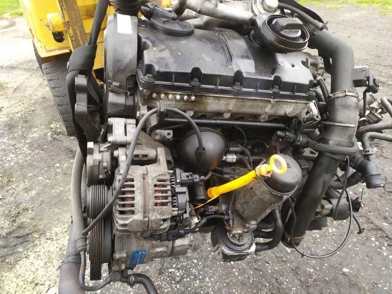 Moteur AUY — vue 1