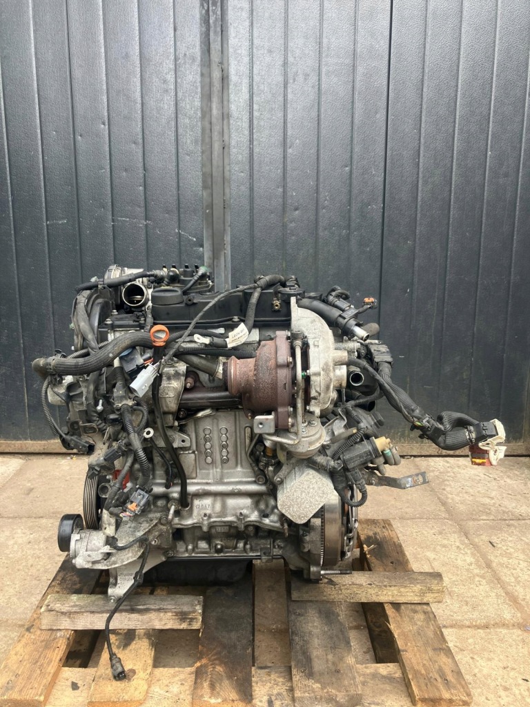 Moteur 9HC (DV6C) — vue 1