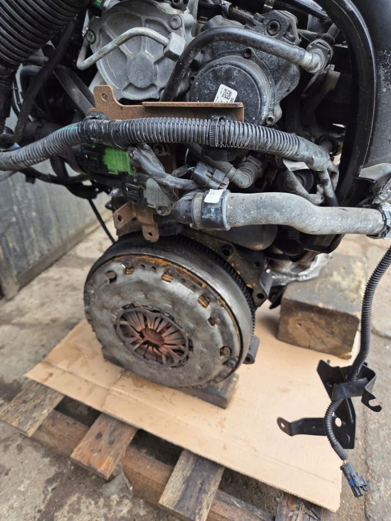 Moteur RHJ (DW10BTED4) — vue 3