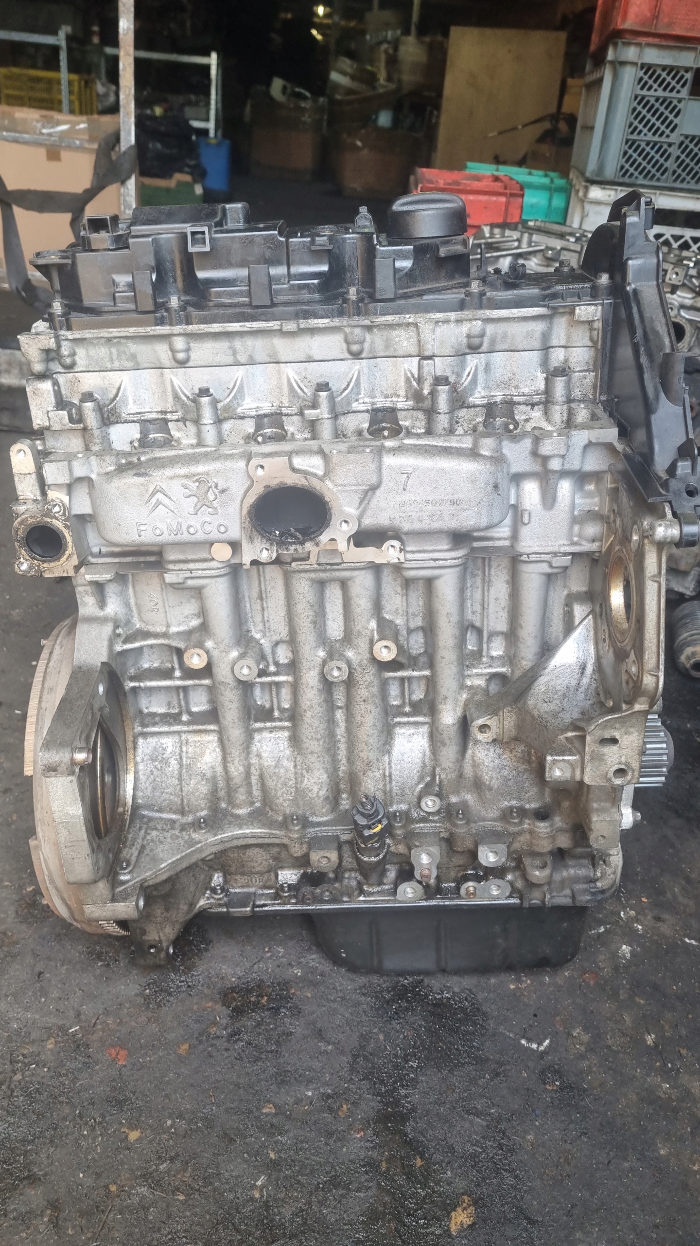 Moteur 9HC (DV6C) — vue 1