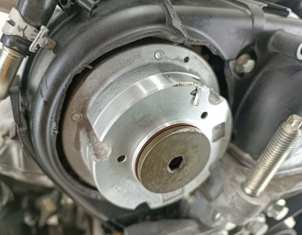 Moteur B 4164 T — vue 4