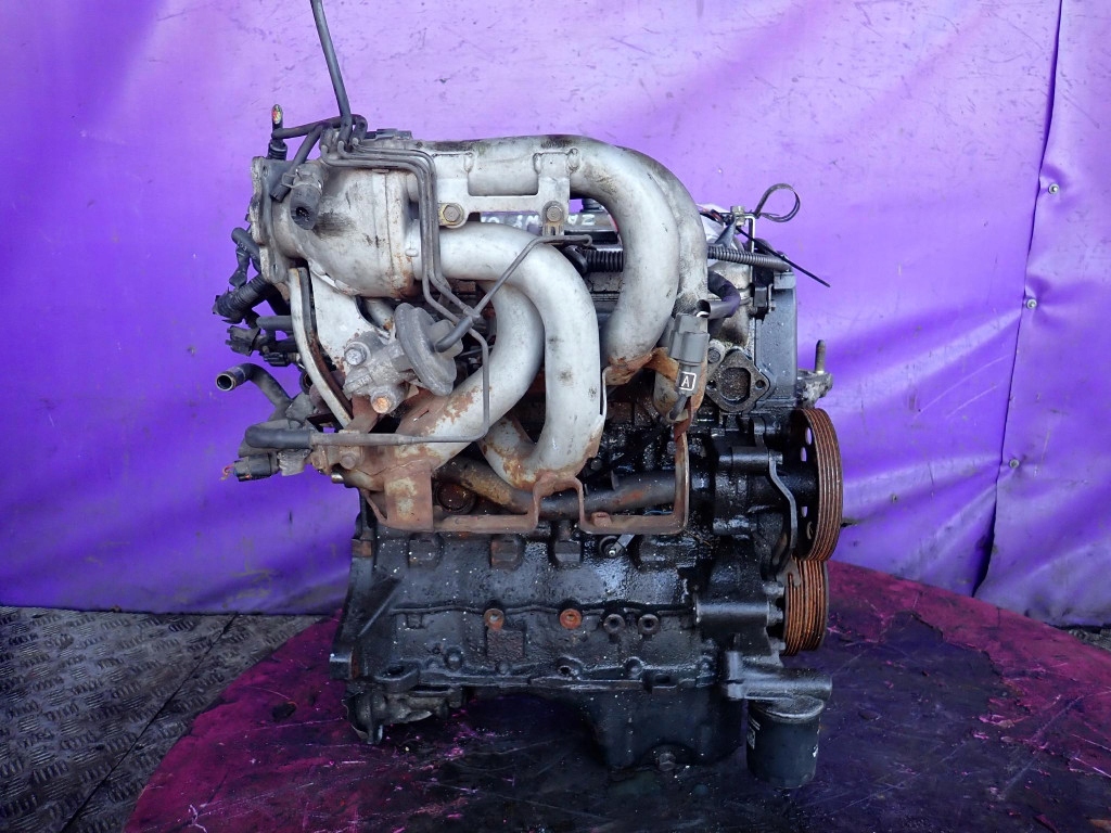 Moteur 4G18 — vue 4