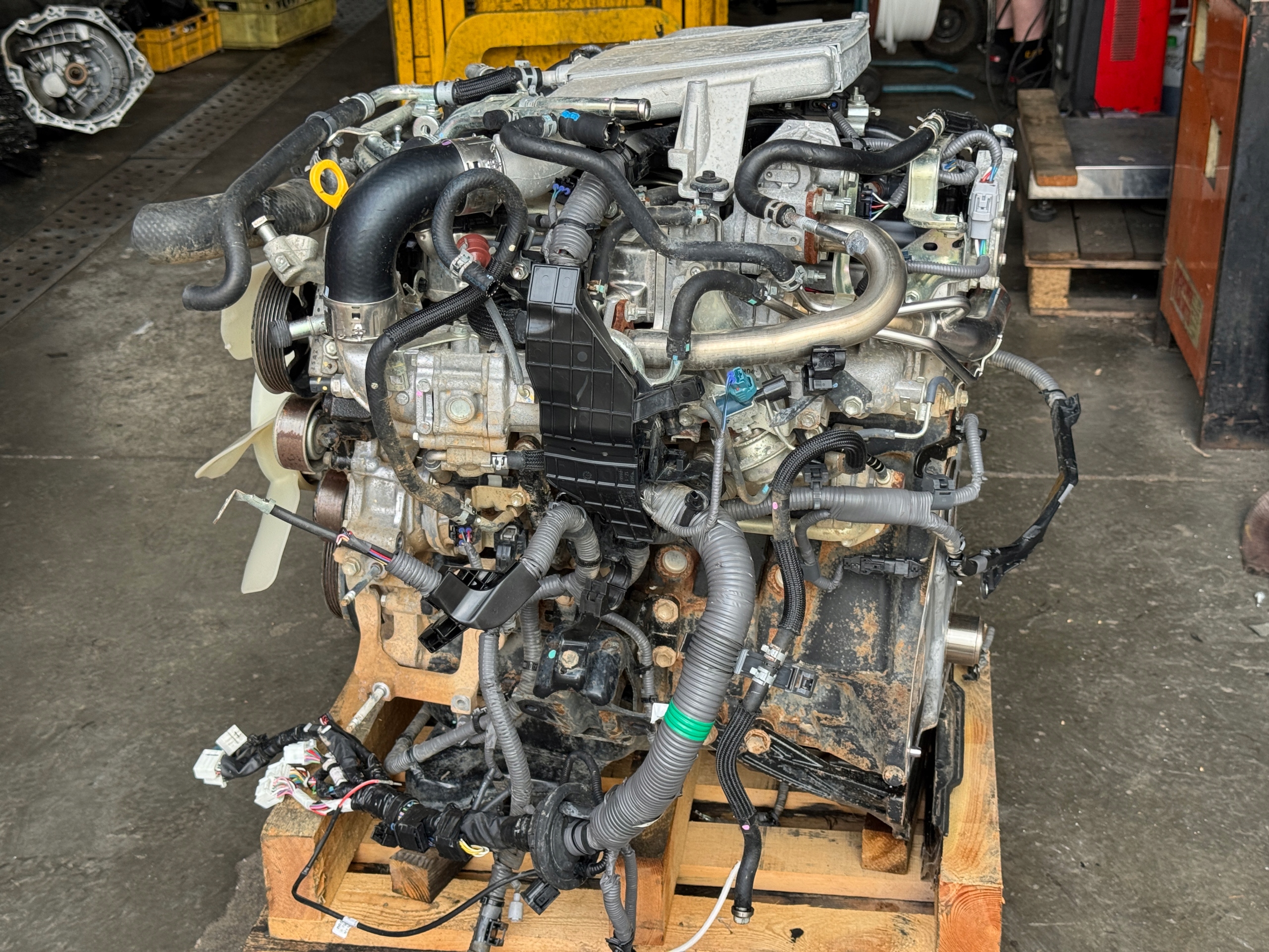Moteur 2GD-FTV — vue 3