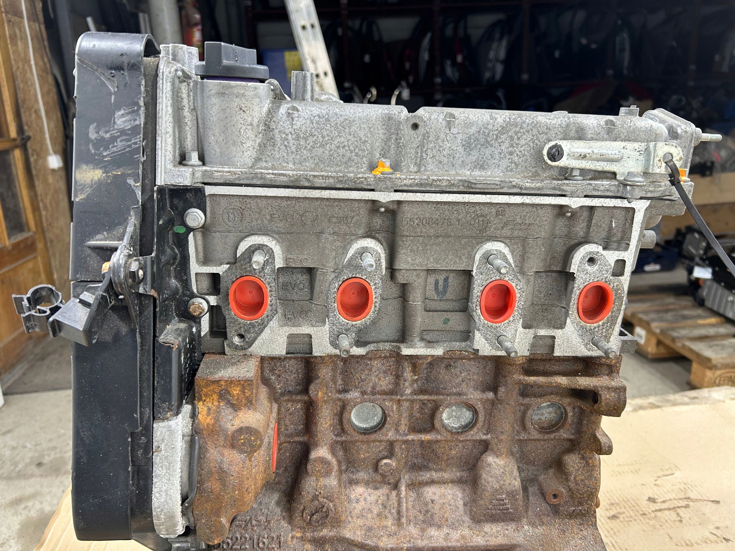 Moteur 169 A4.000 — vue 5