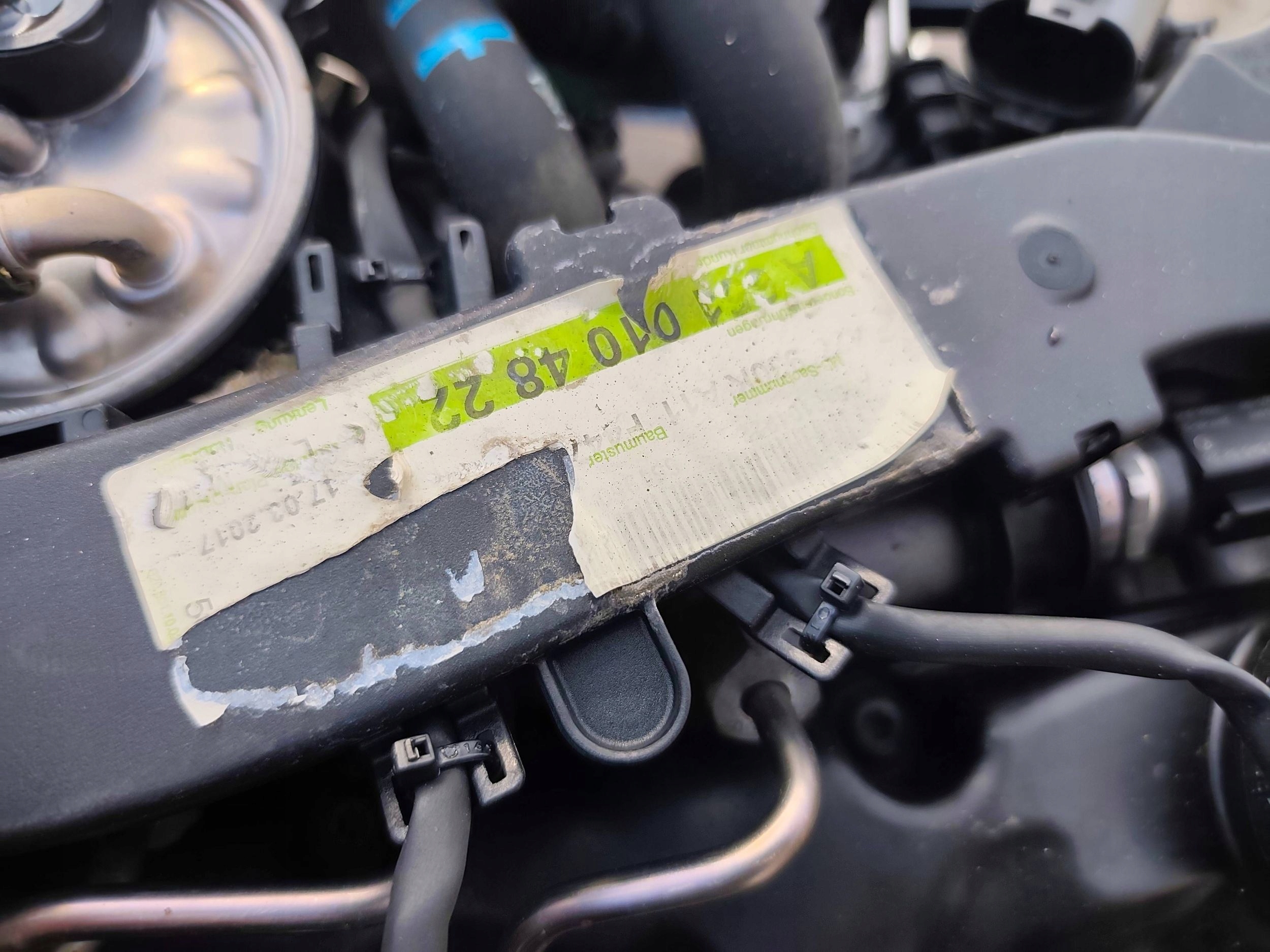 Moteur M 111.950 — vue 4