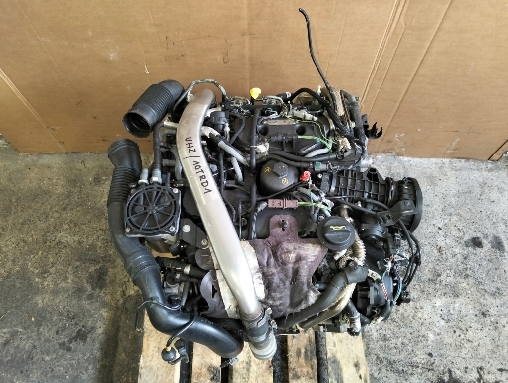 Moteur UHZ (DT17TED4) — vue 2