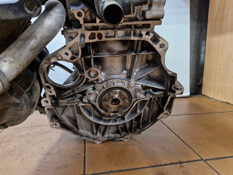 Moteur B4D 403 — vue 5