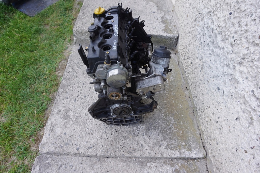 Moteur A 17 DTS — vue 2