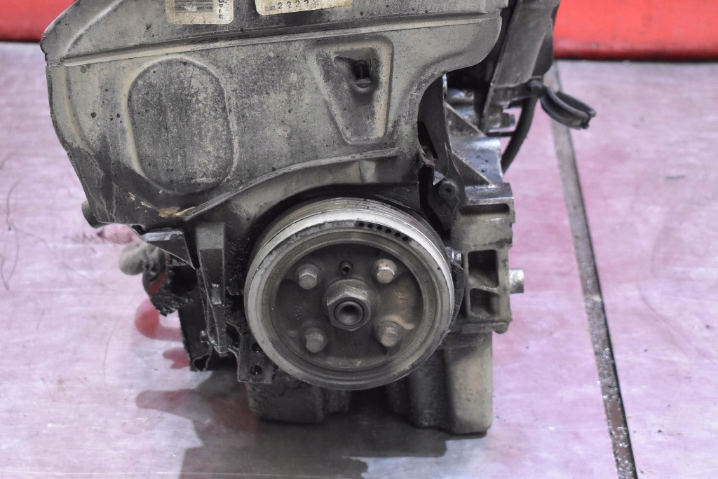 Moteur D 5244 T — vue 8