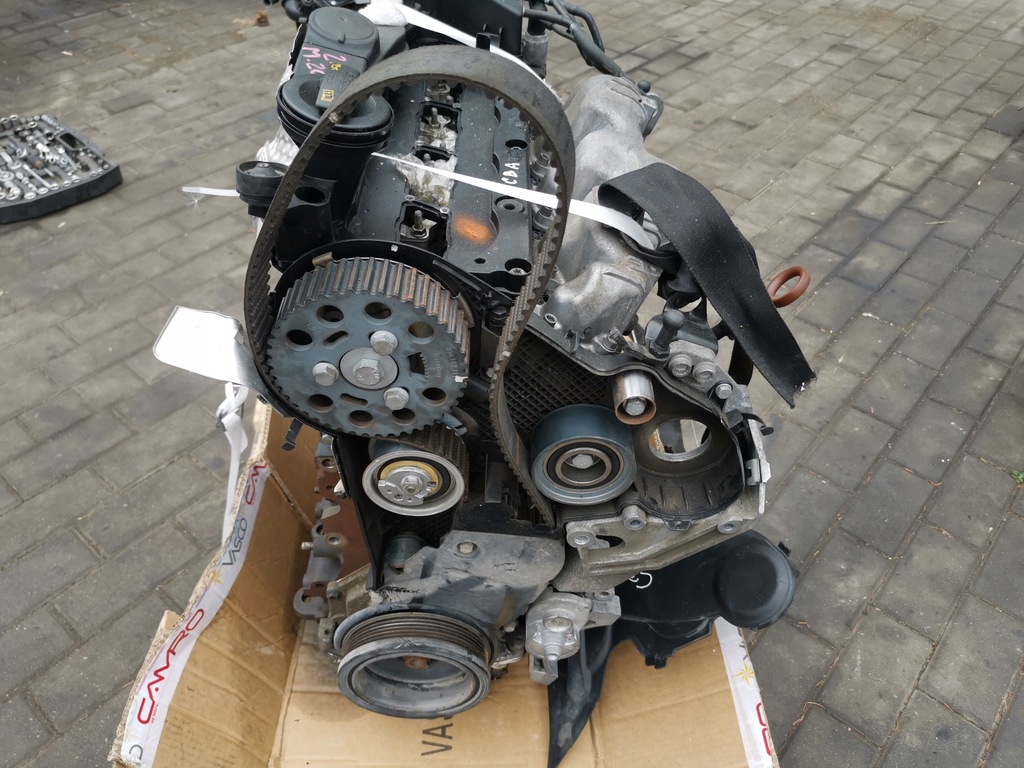 Moteur CBAA — vue 2