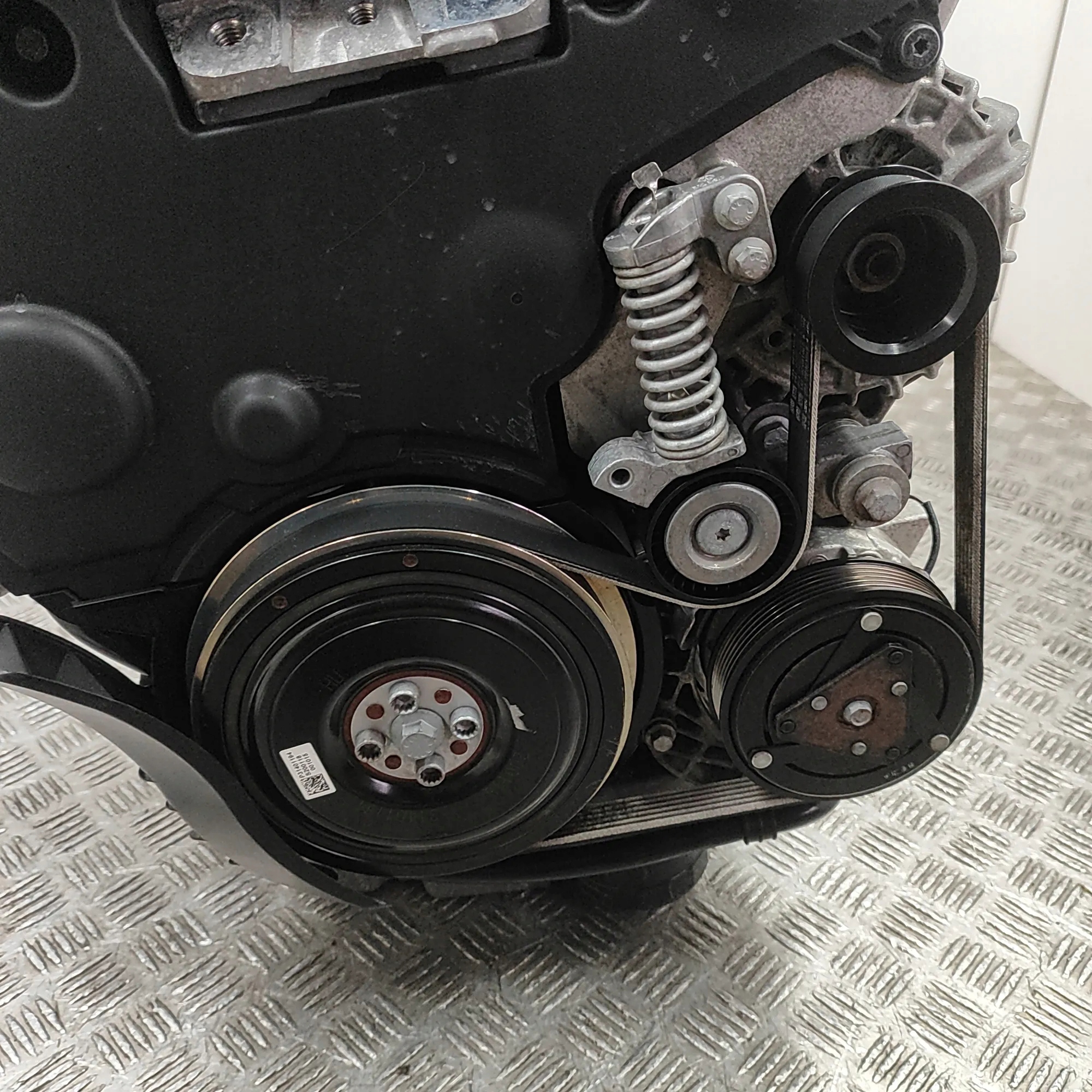 Moteur D 4204 T16 — vue 7