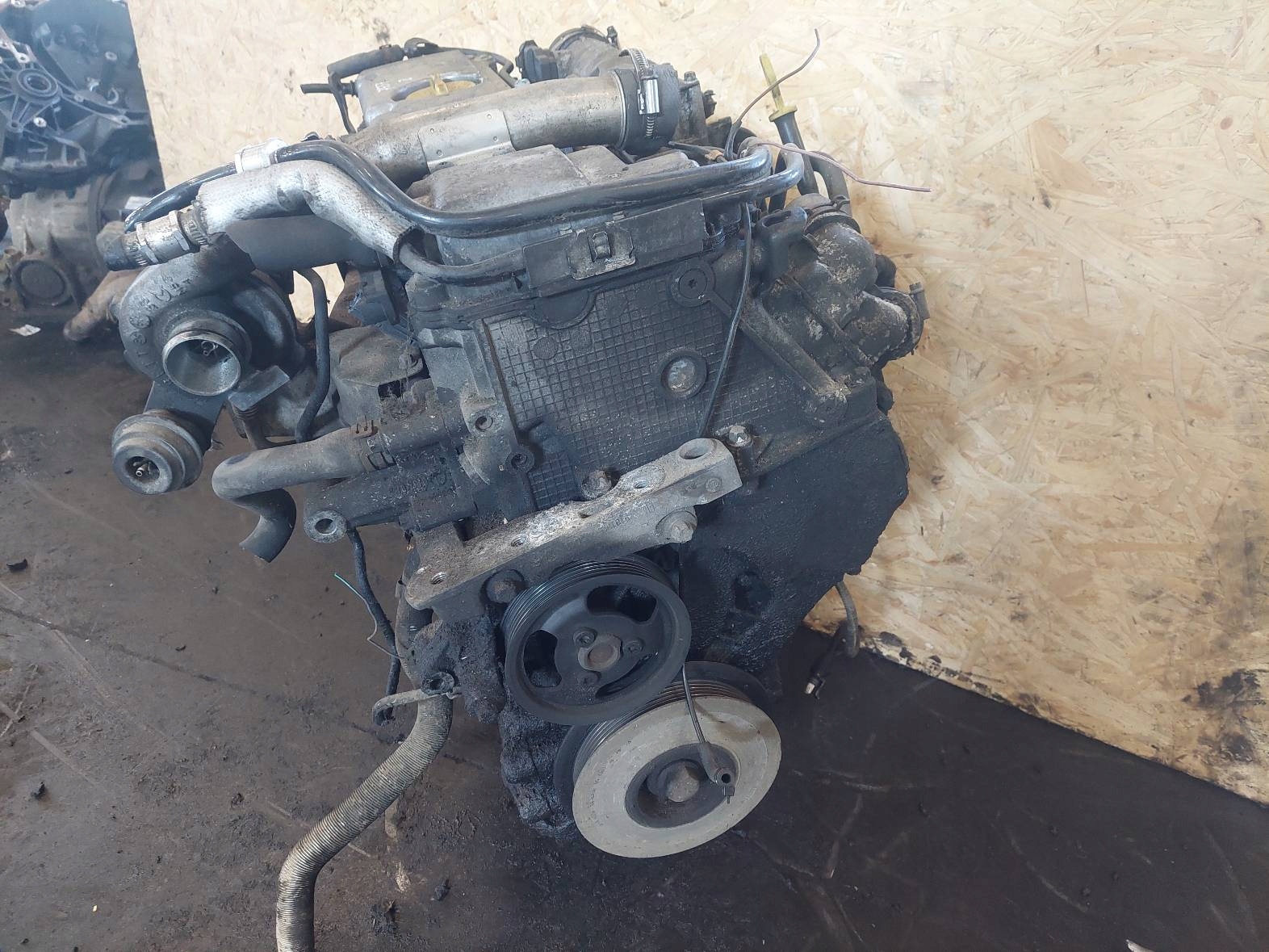 Moteur Y 20 DTH — vue 3