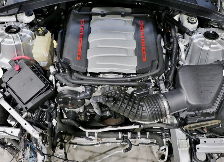Moteur LT1(376CUV8) — vue 1