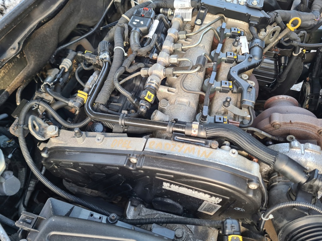 Moteur A 20 DTH — vue 3