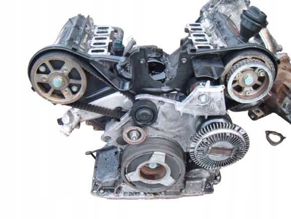 Moteur AKE — vue 1
