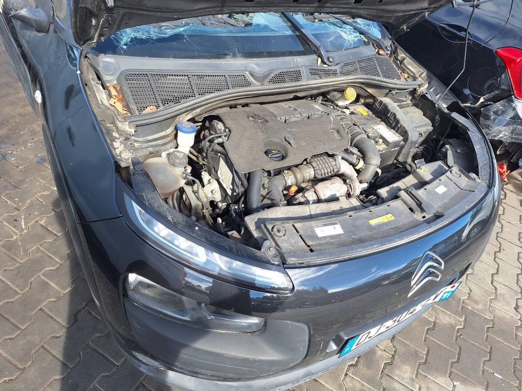 Moteur 9HJ (DV6DTEDM) — vue 1