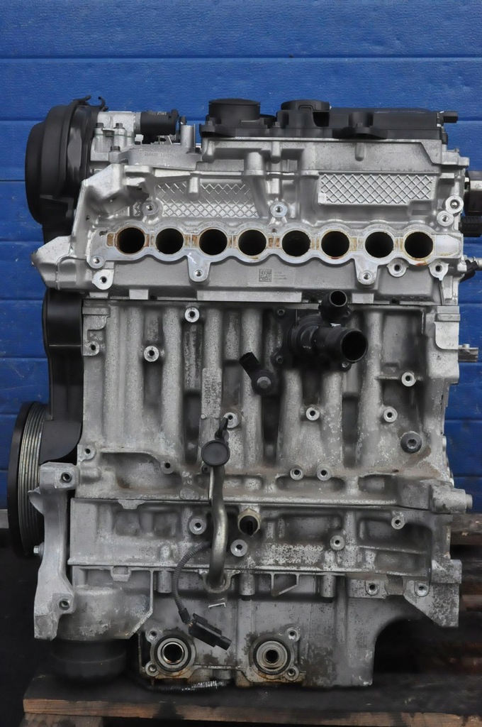 Moteur B 4204 T46 — vue 1