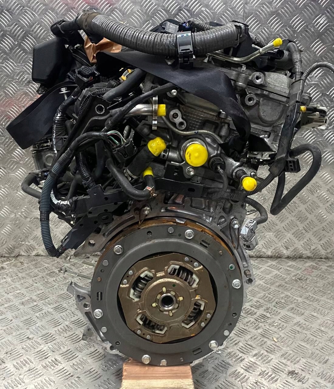 Moteur 2ZR-FXE — vue 3