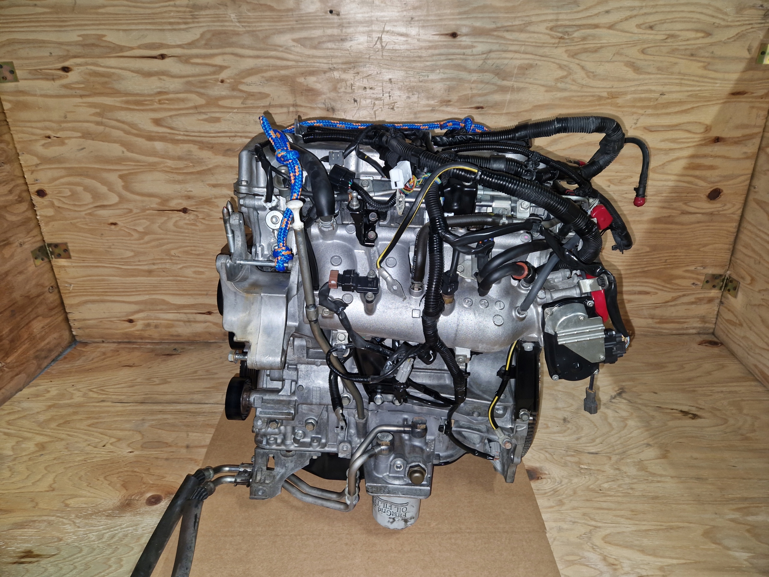 Moteur 4B11-T/C — vue 1