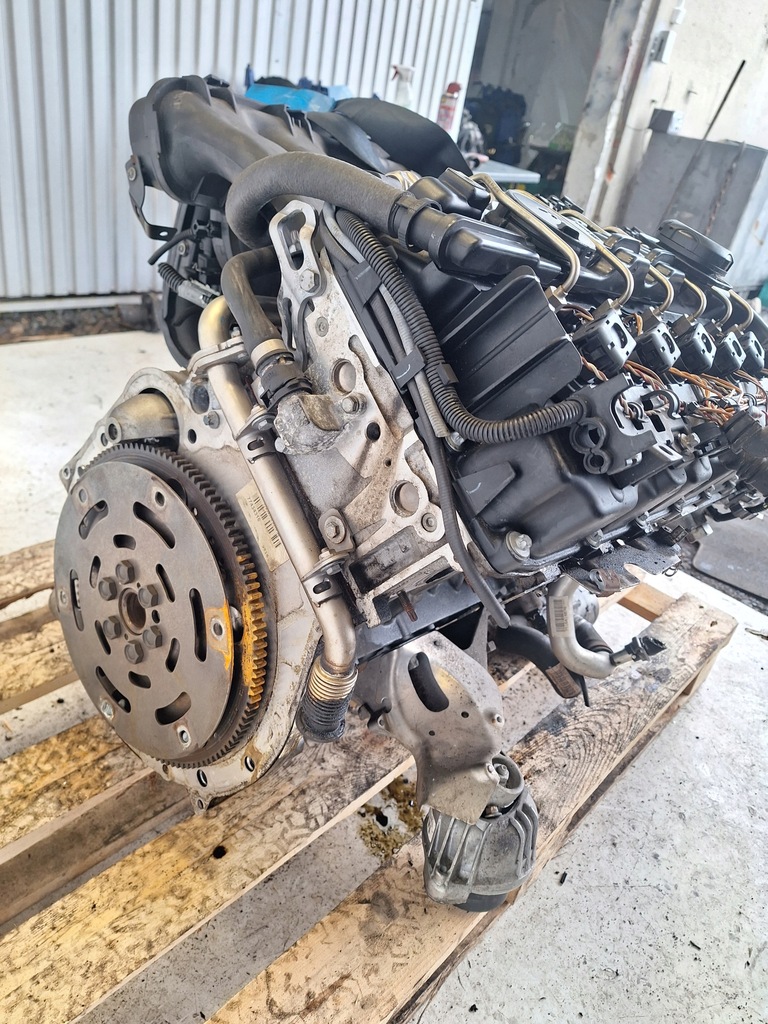 Moteur N53 B30 A — vue 4