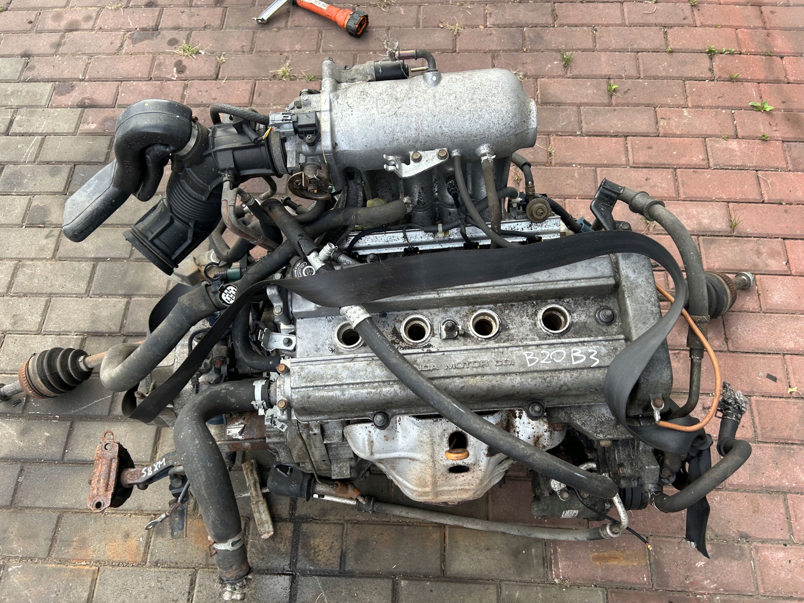 Moteur B20B — vue 4