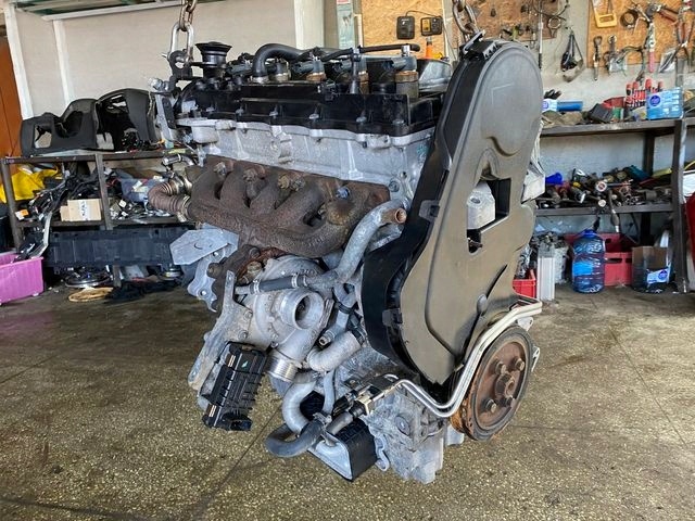 Moteur D 5244 T — vue 3