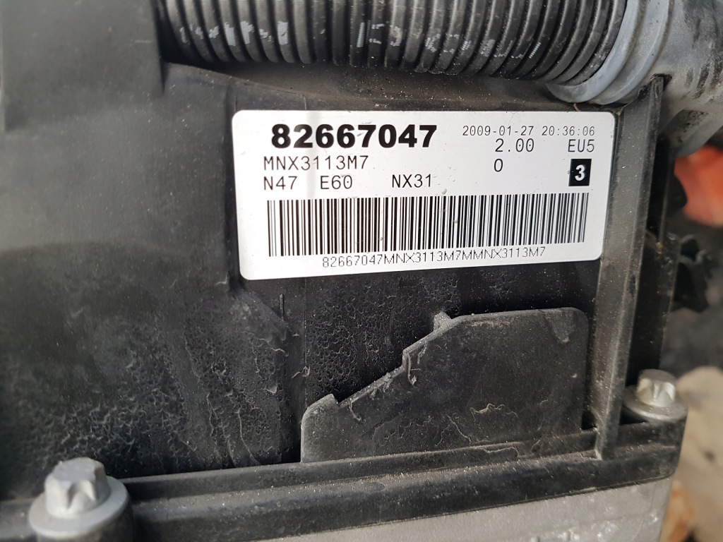 Moteur N47 D20 C — vue 2