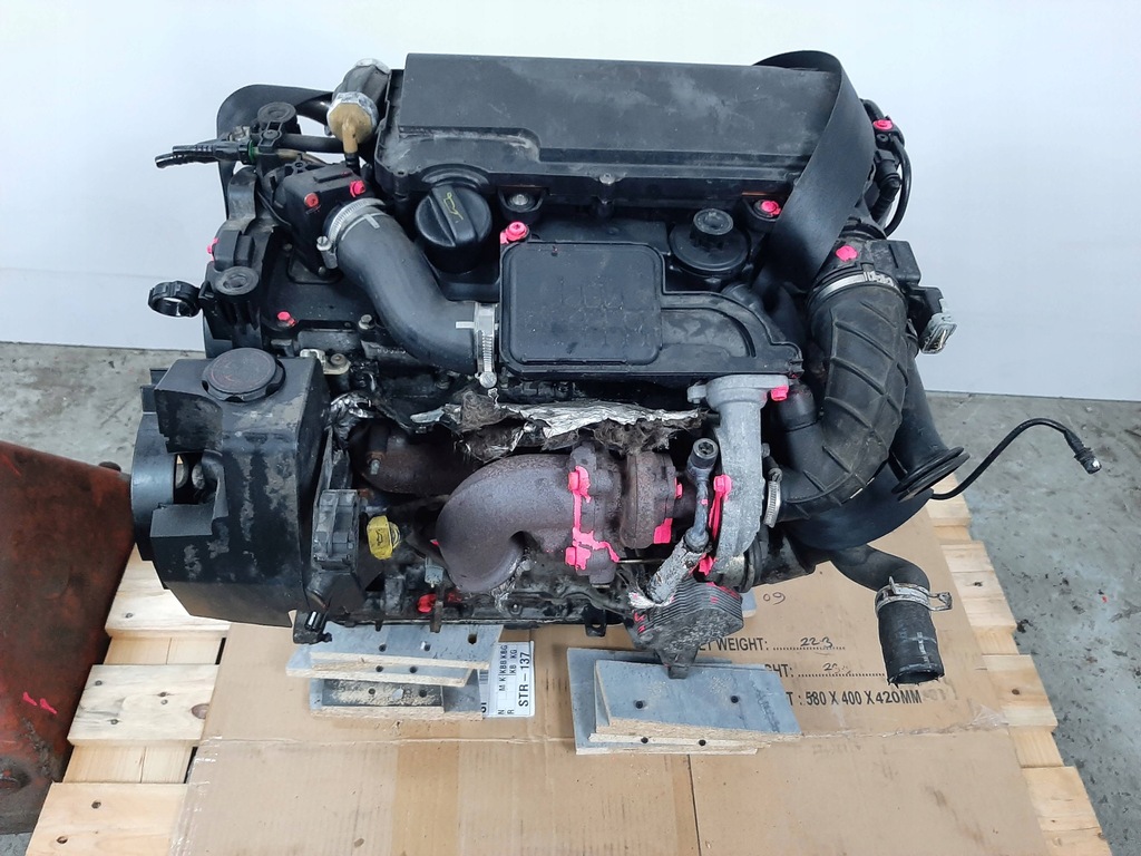 Moteur 8HX (DV4TD) — vue 1