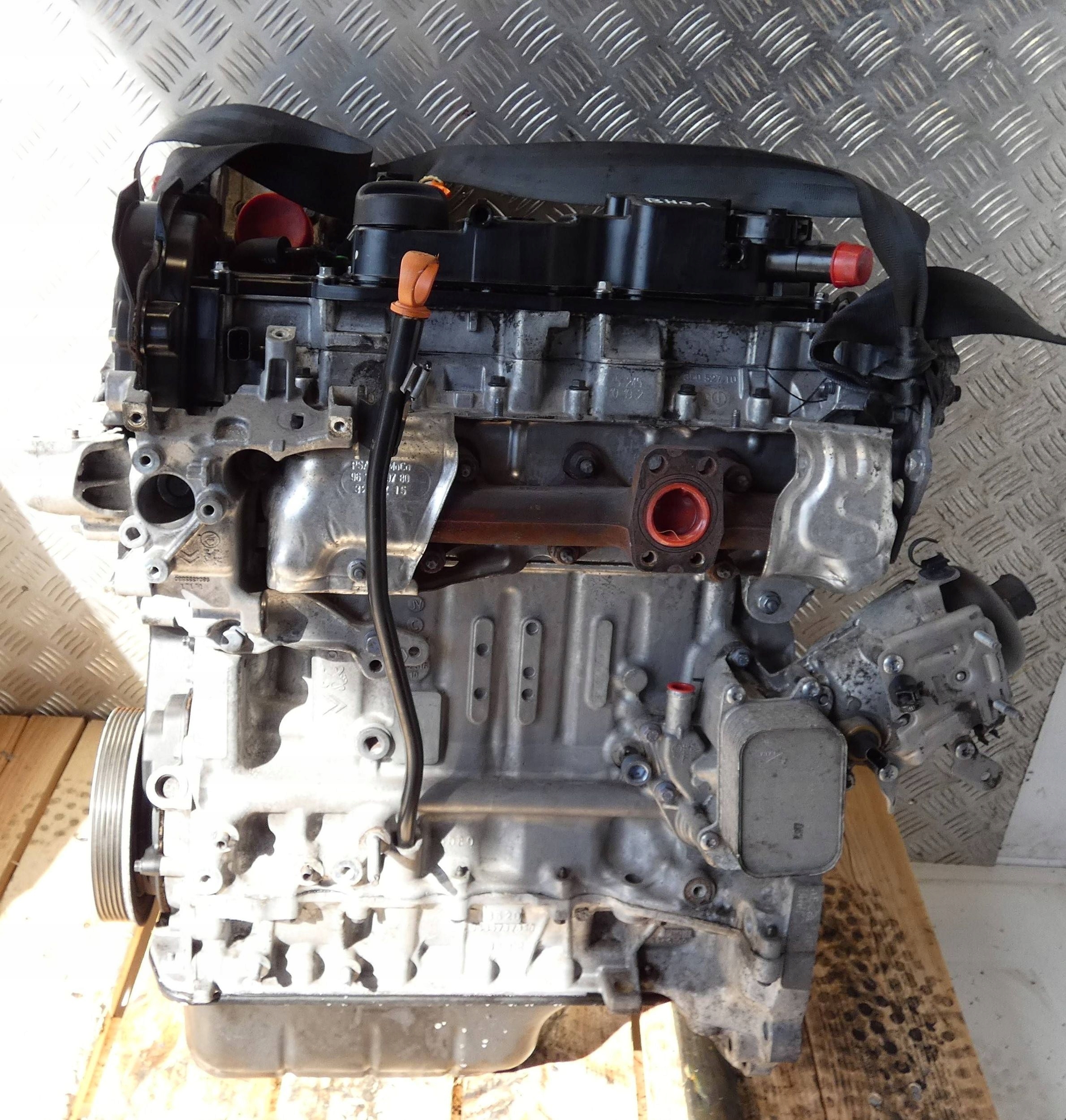 Moteur 9HD (DV6C) — vue 1