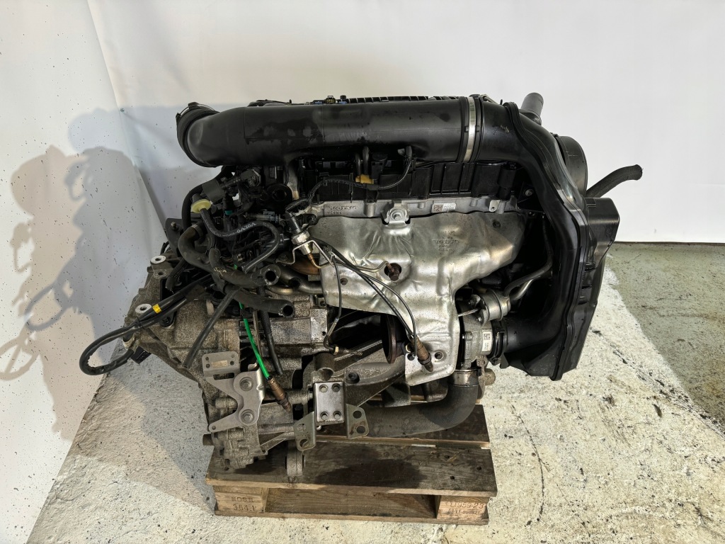Moteur D 4204 T8 — vue 1
